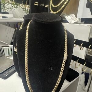 Monaci 10k size 22. 7mm