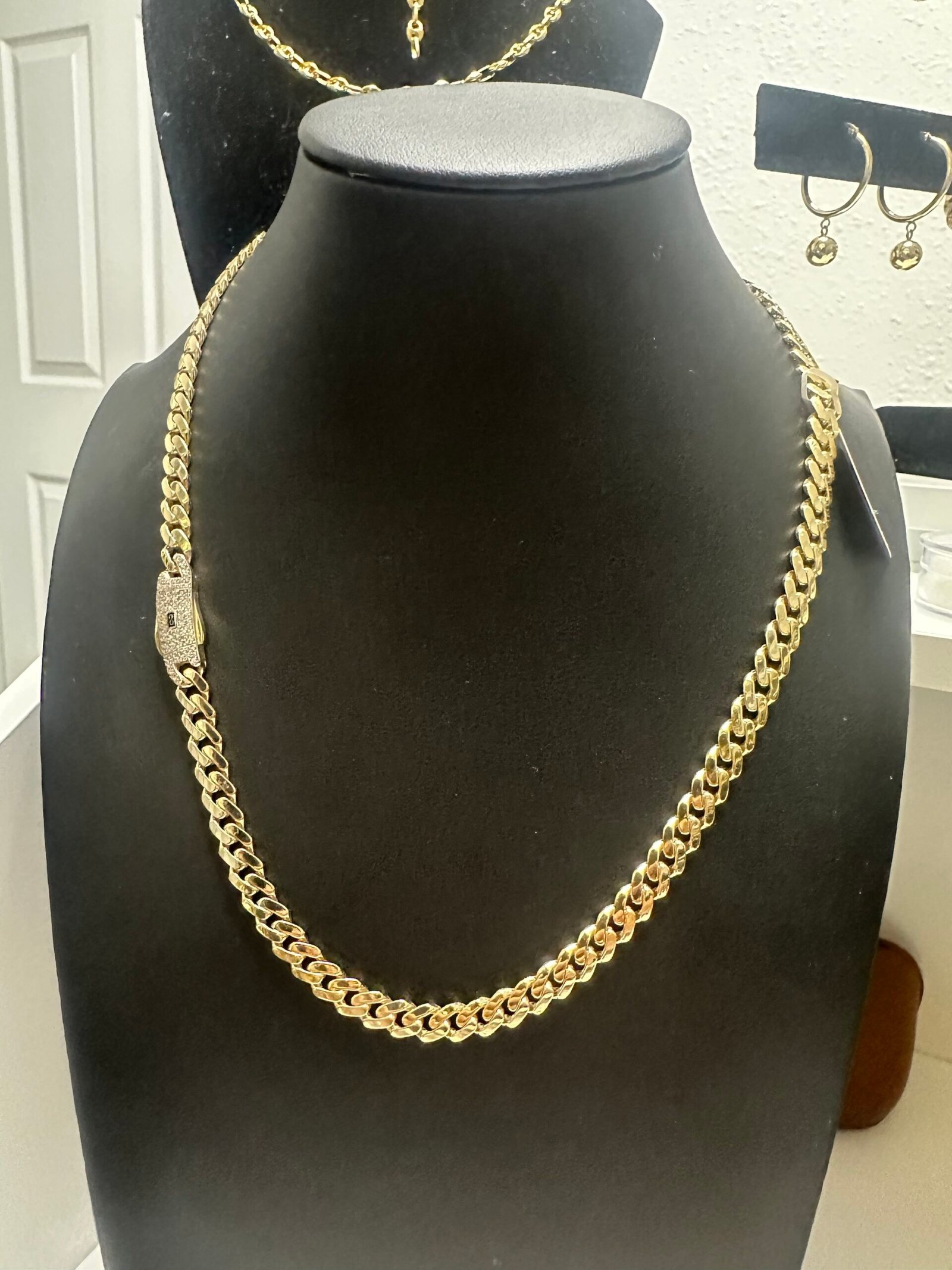 Monaci size 18 6 mm